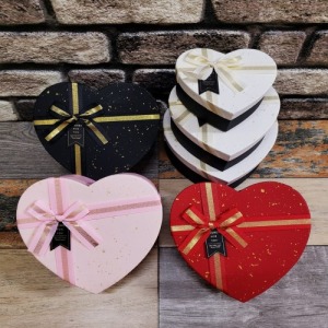 Kalp Tasarımlı Hediye Kutusu 3 Adet 